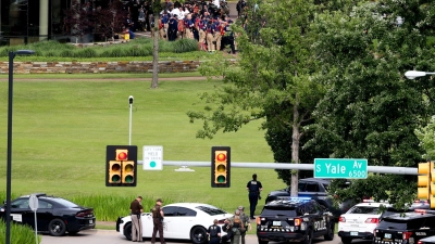 Wieder mussten Menschen sterben: Ein Amokläufer hat in einem Krankenhaus in Tulsa um sich geschossen. (Foto: Ian Maule/Tulsa World/AP/dpa)
