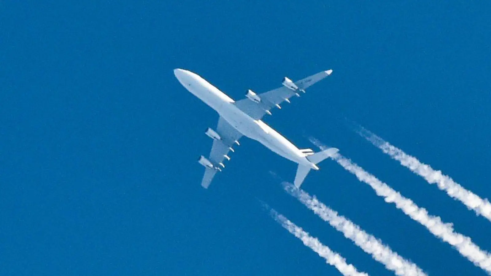 Europa war 2024 bei der Unfallrate im Flugverkehr im Mittelfeld (Symbolbild) (Foto: Patrick Pleul/dpa/dpa-tmn)