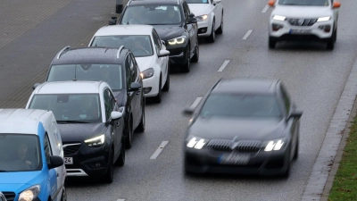 Der Automarkt in Deutschland belebt sich merklich. (Foto: Bernd Wüstneck/dpa)