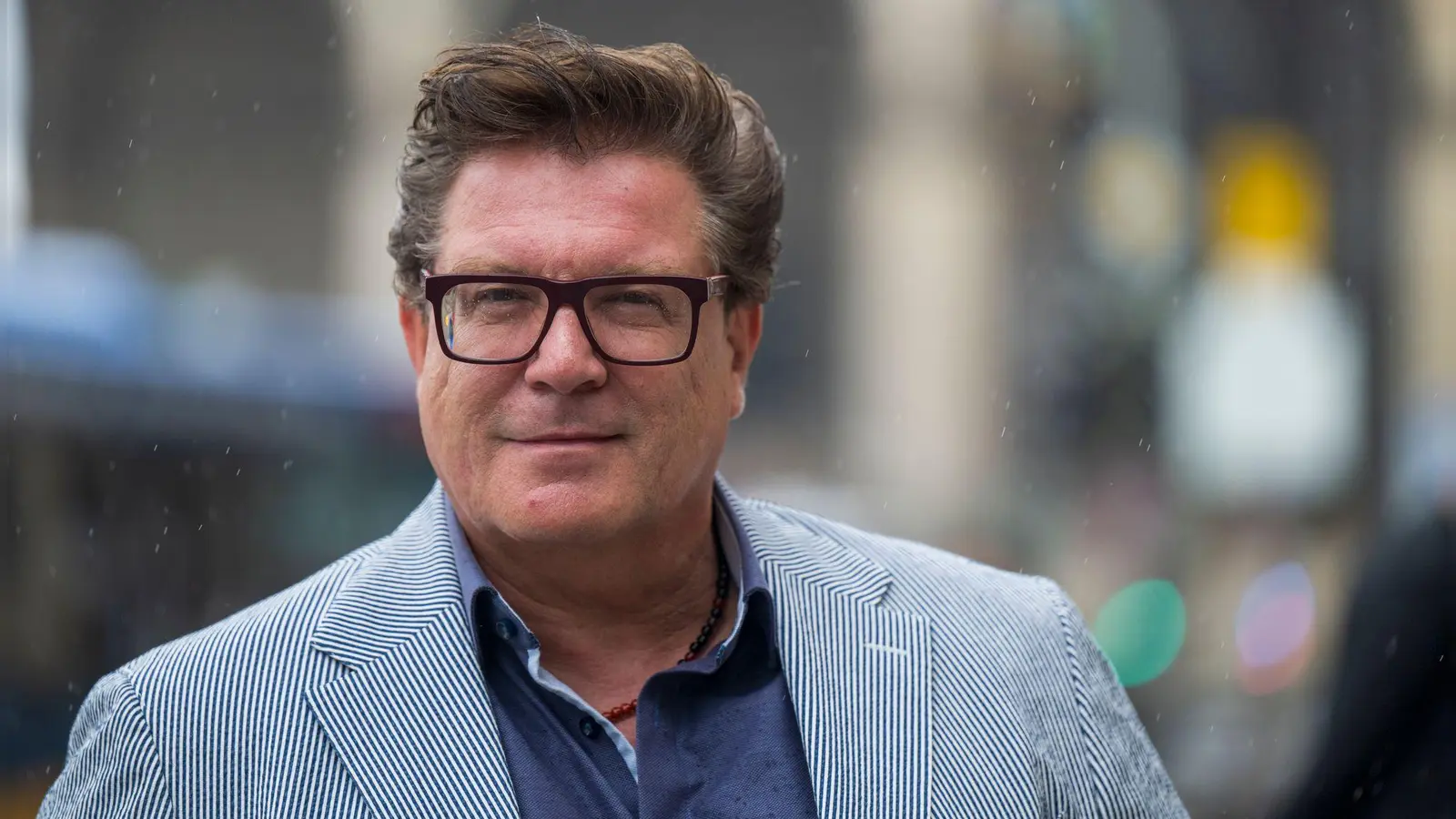 Die Menschen hätten verlernt, einander zuzuhören, findet Schauspieler Francis Fulton-Smith. (Archivbild) (Foto: Peter Kneffel/dpa)