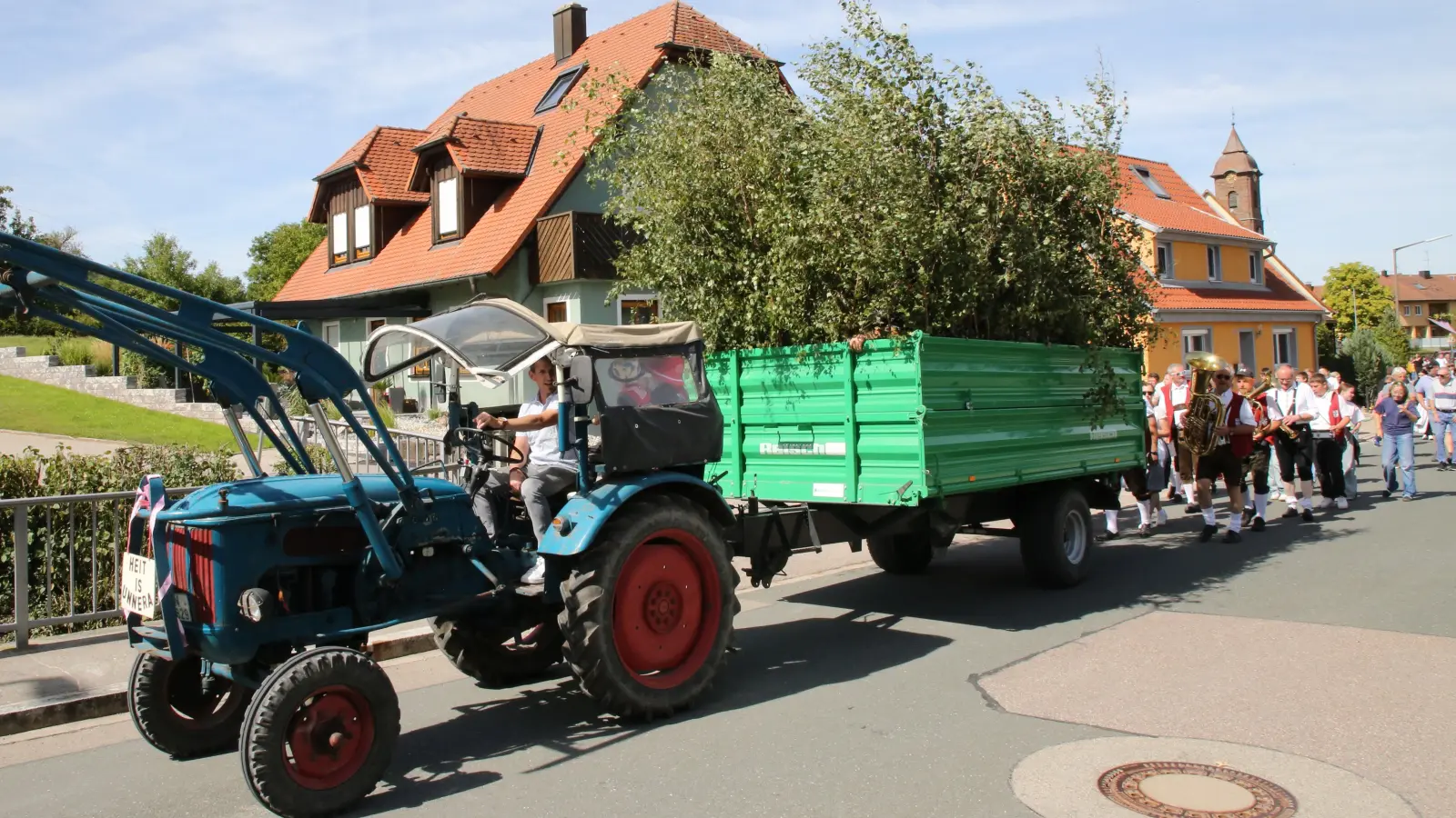 Der beliebte Kirchweihumzug ist ein Höhepunkt der Festtage. (Foto: Alexander Biernoth)