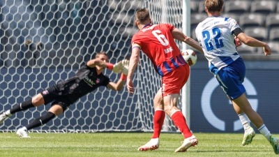Marten Winkler war der überragende Spieler der ersten Halbzeit. (Foto: Andreas Gora/dpa)