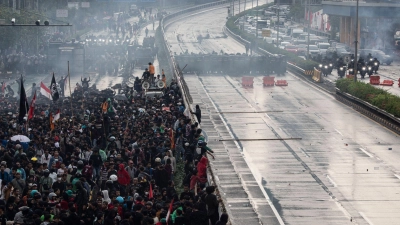 In vielen Landesteilen gibt es seit Tagen heftige Proteste. (Foto: Donal Husni/ZUMA Press Wire/dpa)
