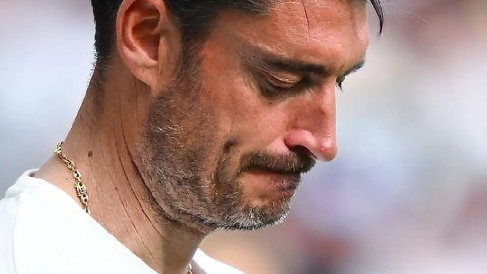 Albert Riera droht spätestens nach dem Saisonende das Aus als Coach von Eintracht Frankfurt. (Archivbild) (Foto: Florian Wiegand/dpa)