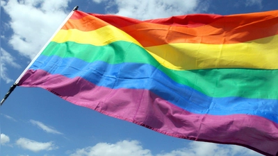 Die CSD-Demos richten sich gegen Diskriminierung und Menschenfeindlichkeit. (Symbolbild) (Foto: Wolfgang Kumm/dpa)