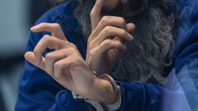 Hände von Taleb al-Abdulmohsen - Todesfahrer vom Magdeburger Weihnachtsmarkt  (Foto: Klaus-Dietmar Gabbert/dpa)