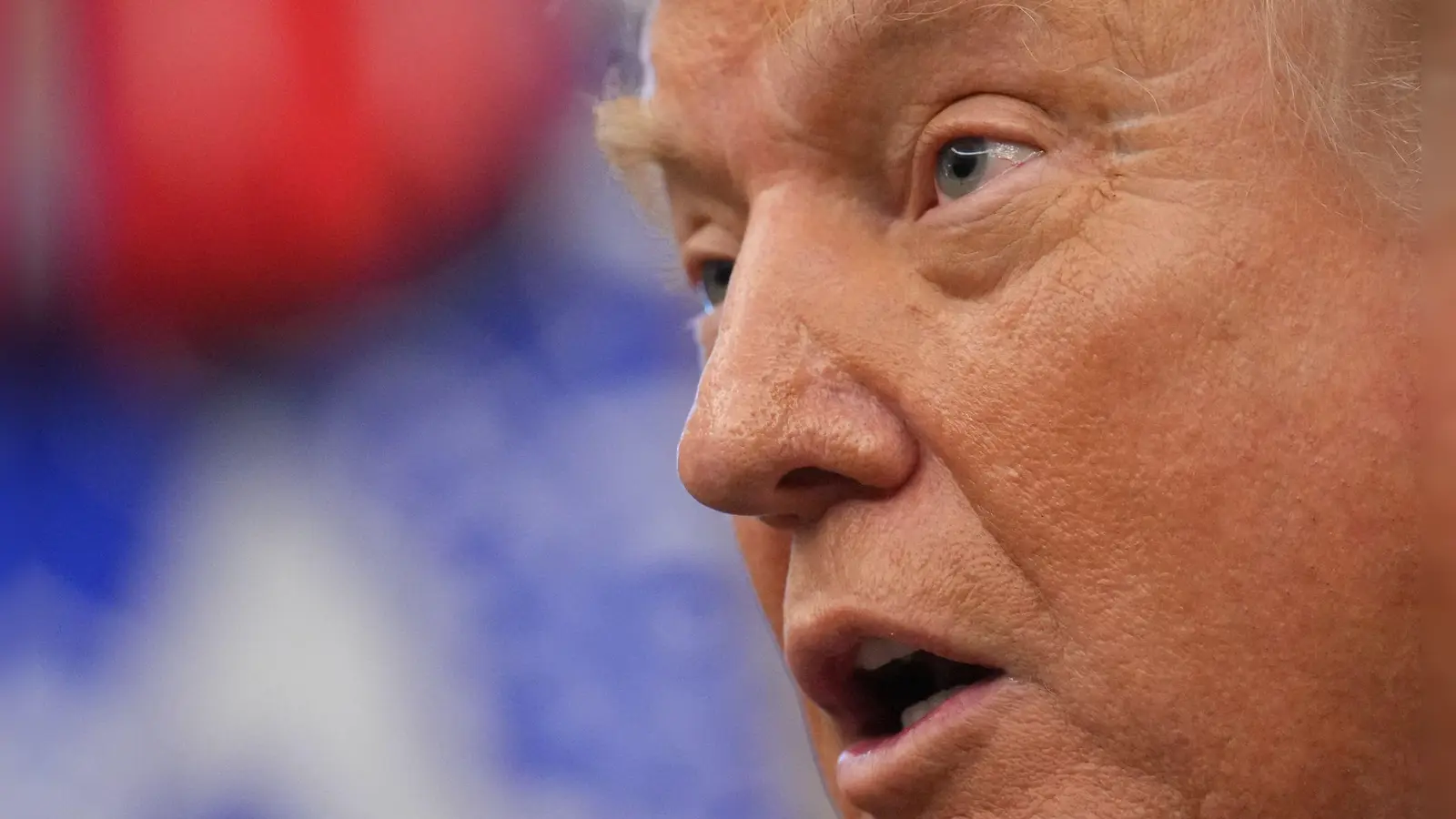 Für US-Präsident Trump ist der Fall Epstein noch nicht ausgestanden. (Archivbild) (Foto: Jacquelyn Martin/AP/dpa)